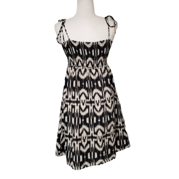 At Last Sundress Women Size Large Black Aztec Print Spaghetti Straps  Dress - Picture 5 of 9